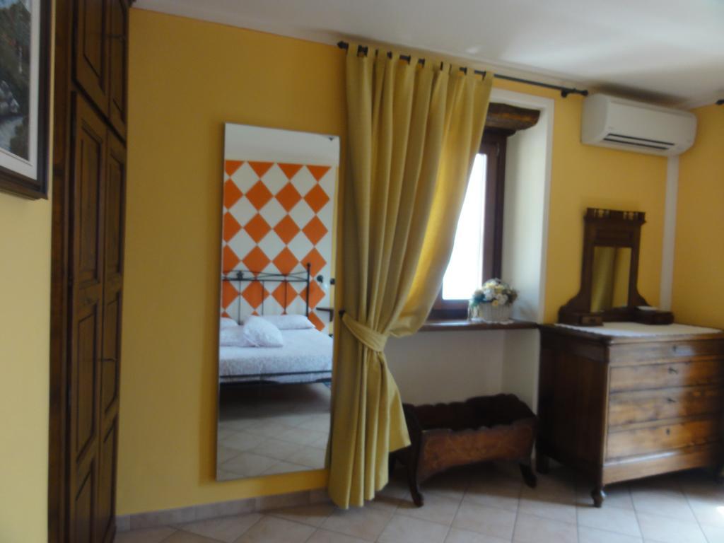 Casale Fe-Wo - Appartamenti Con Vista Lago Cannero Riviera Ruang foto