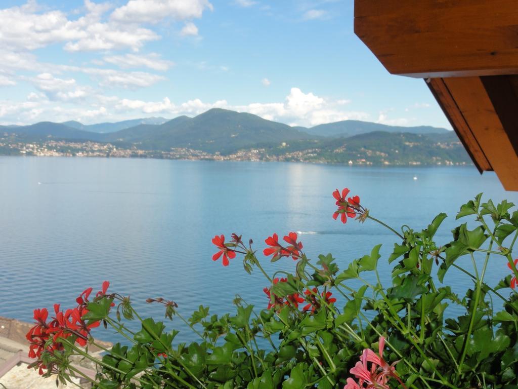 Casale Fe-Wo - Appartamenti Con Vista Lago Cannero Riviera Ruang foto