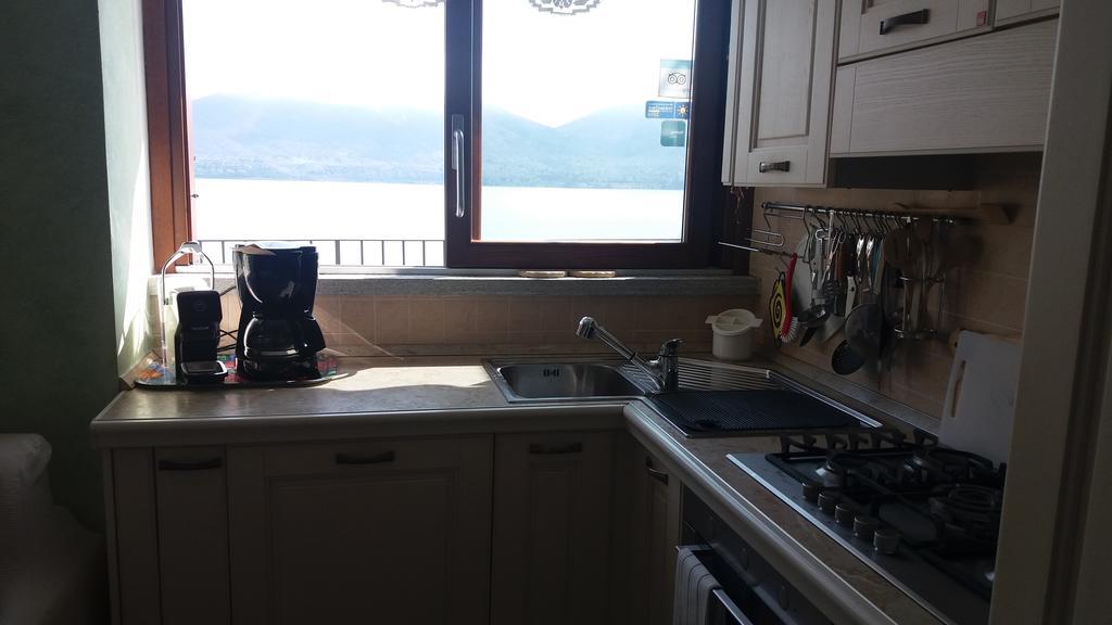 Casale Fe-Wo - Appartamenti Con Vista Lago Cannero Riviera Bagian luar foto