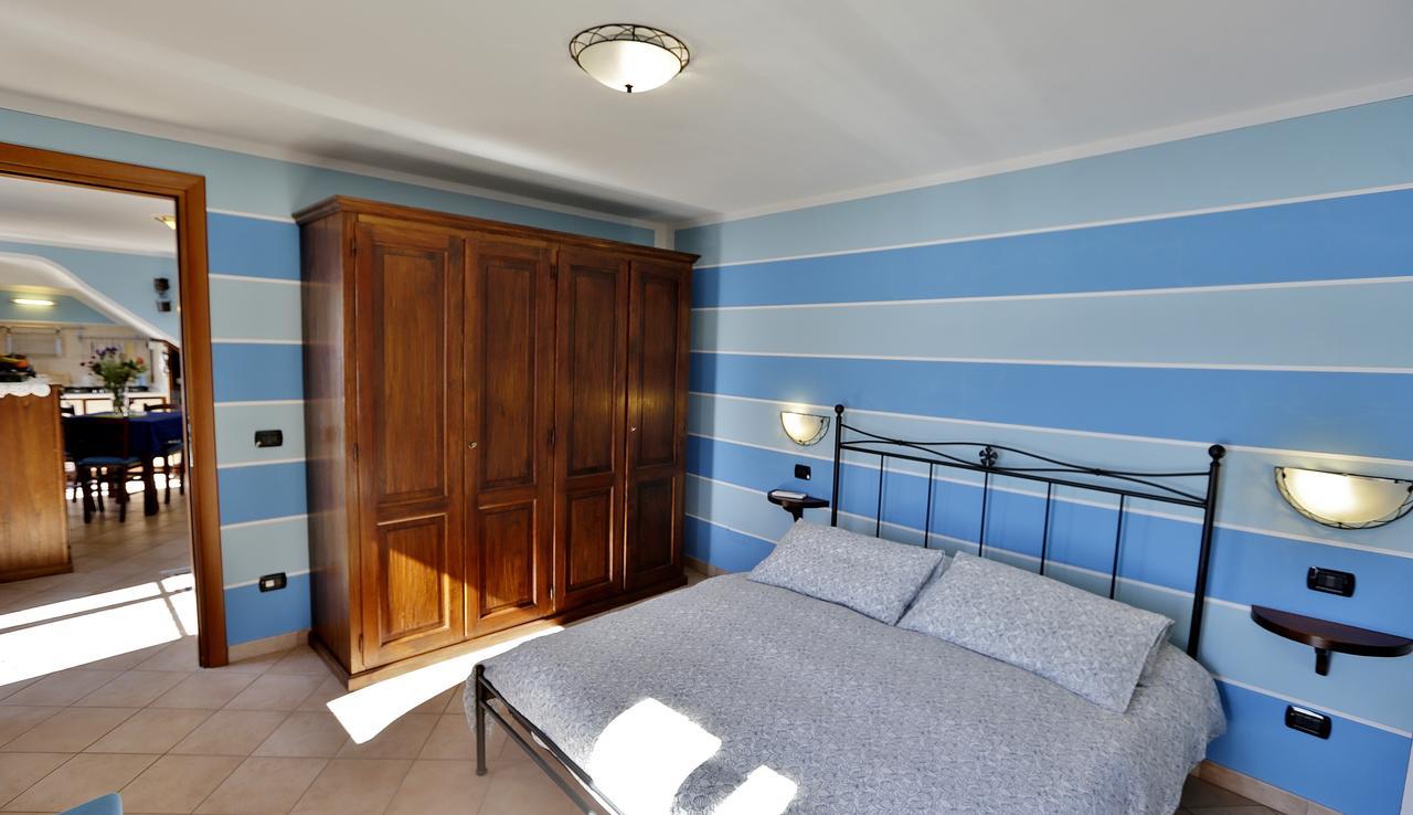 Casale Fe-Wo - Appartamenti Con Vista Lago Cannero Riviera Bagian luar foto