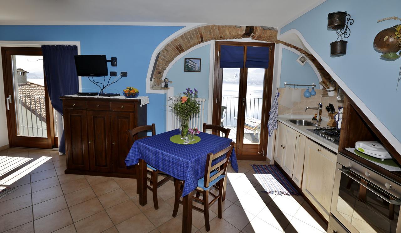Casale Fe-Wo - Appartamenti Con Vista Lago Cannero Riviera Bagian luar foto
